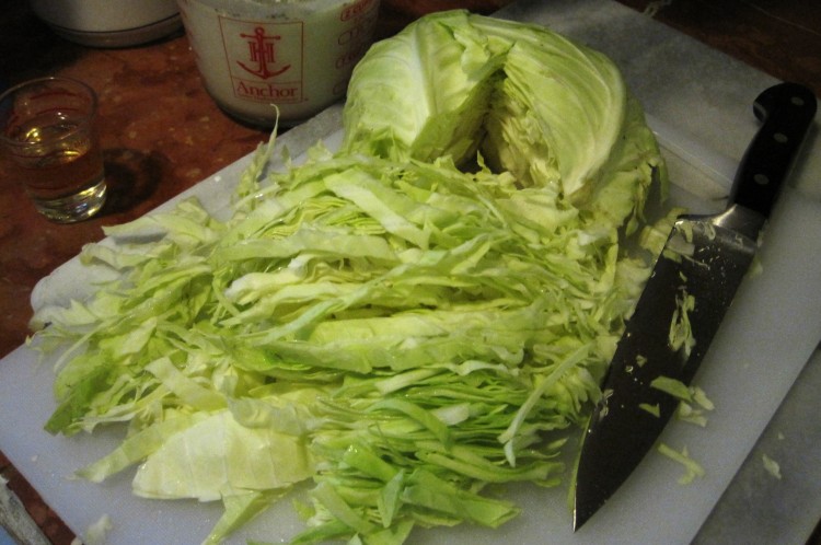 how to shred cabbage